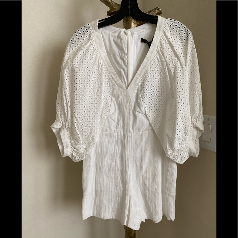 BCBGMAXAZRIA, COMBO EYELIT ROMPER